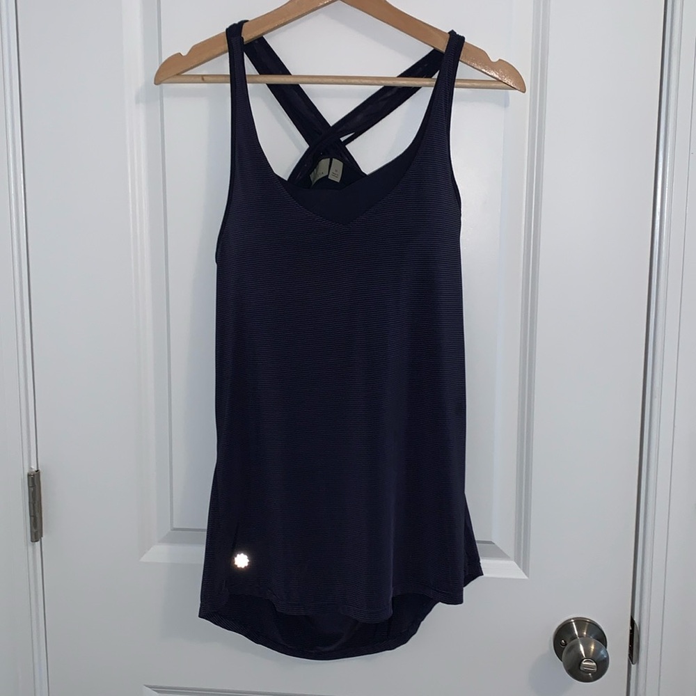 Athleta strappy back flowy long support tank workout athletic wear size M